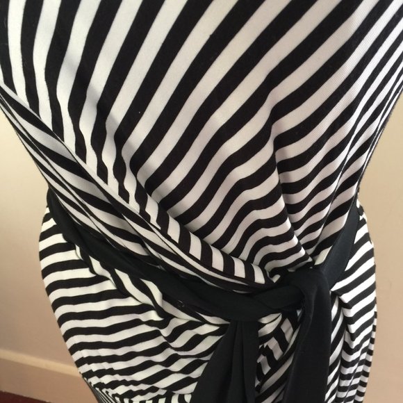 Suzi Chin for Maggy Boutique Black and Cream Striped Dress Size 8 - Picture 6 of 6